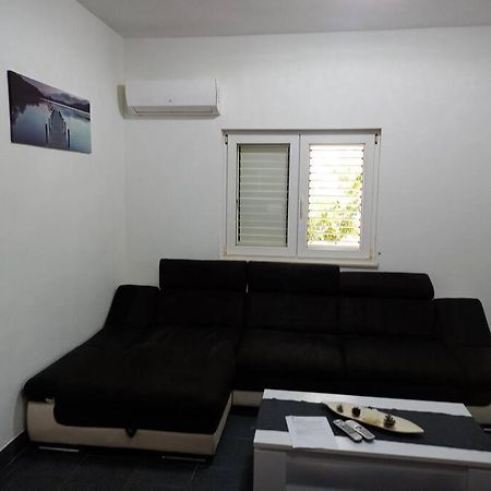 Apartament Obiteljski Stan Kastel Luksic Kaštela Zewnętrze zdjęcie