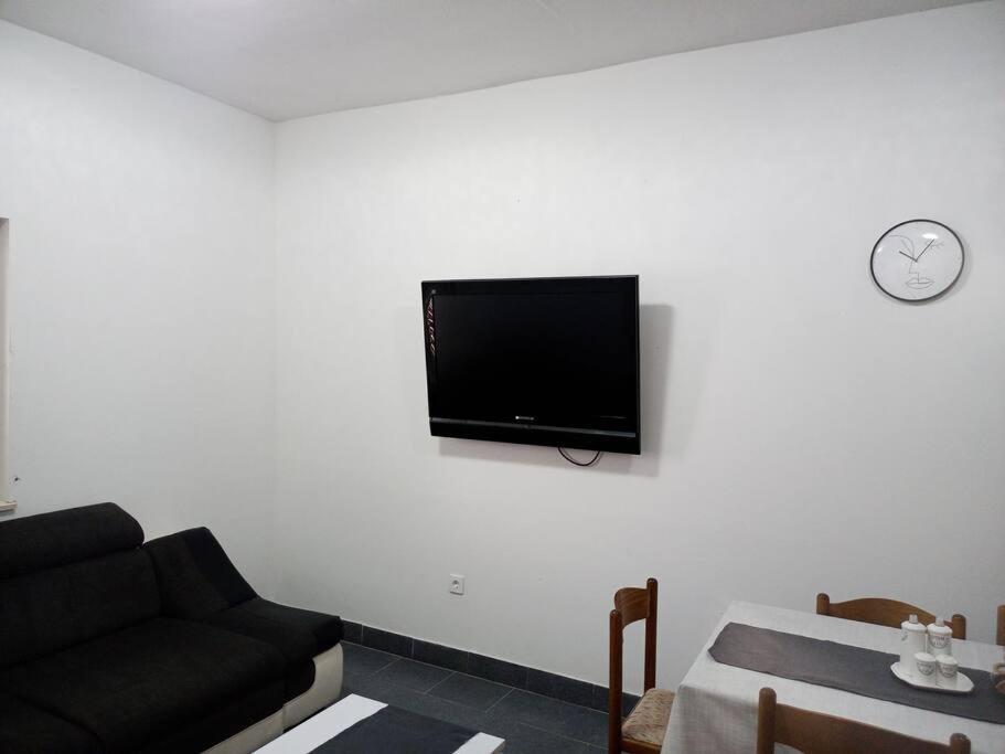 Apartament Obiteljski Stan Kastel Luksic Kaštela Zewnętrze zdjęcie
