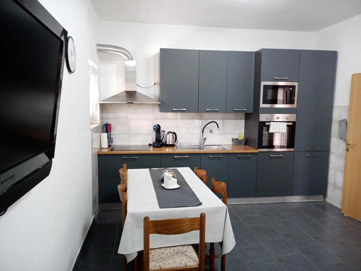 Apartament Obiteljski Stan Kastel Luksic Kaštela Zewnętrze zdjęcie